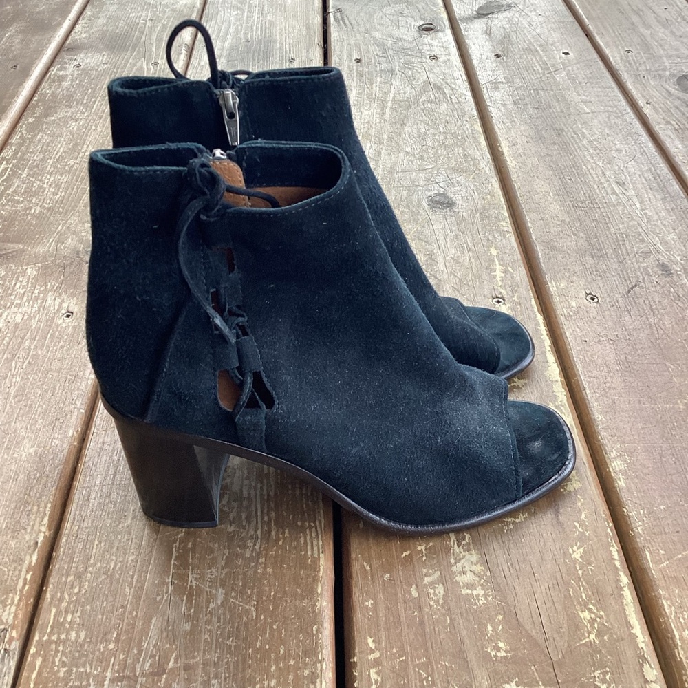EUC Frye Amy Side Ghillie Lace Up Peep Toe Bootie Black Suede Shoes 8 - Picture 5 of 9